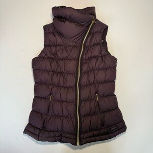 Athleta Women’s Goose Down Downabout Puffer Vest Asymmetrical Full Zip Size SP